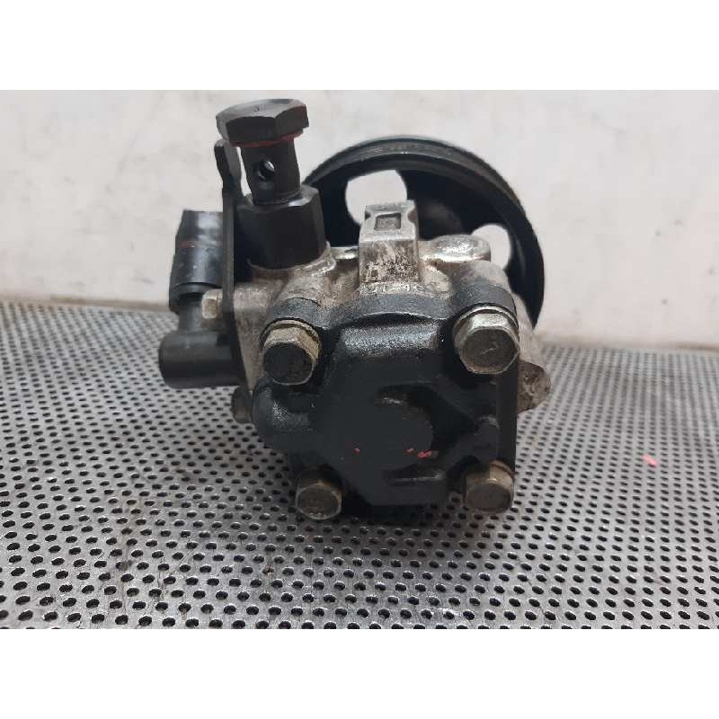 Recambio de bomba direccion para hyundai accent (lc) 1.5 crdi cat referencia OEM IAM YSFK05 5710025301 YOUNSSING 4