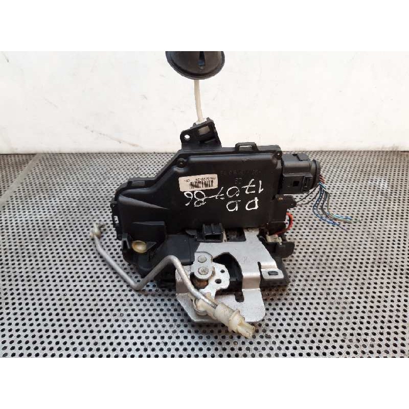 Recambio de cerradura puerta delantera derecha para audi a2 (8z) 1.4 tdi colour.storm referencia OEM IAM 4