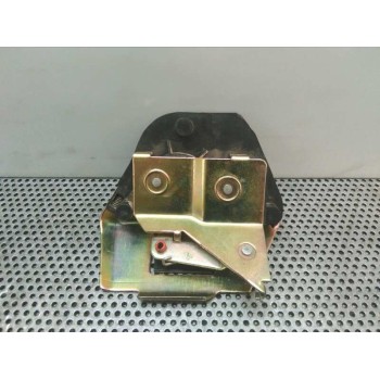 CERRADURA PUERTA LATERAL DERECHA 