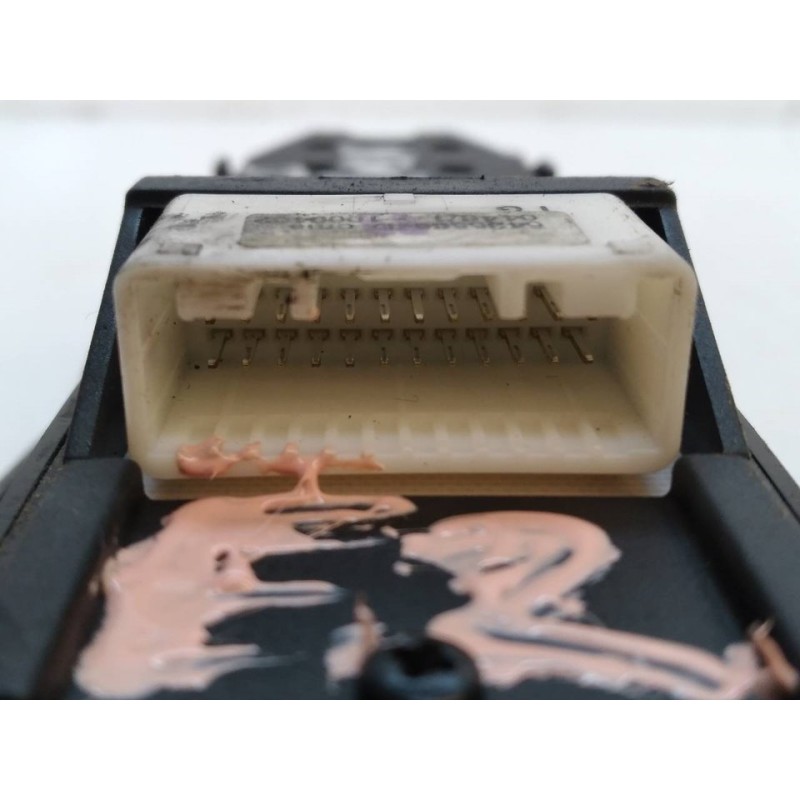 Recambio de mando elevalunas delantero izquierdo para toyota corolla (e12) 2.0 d-4d sol berlina referencia OEM IAM 8480202251 3