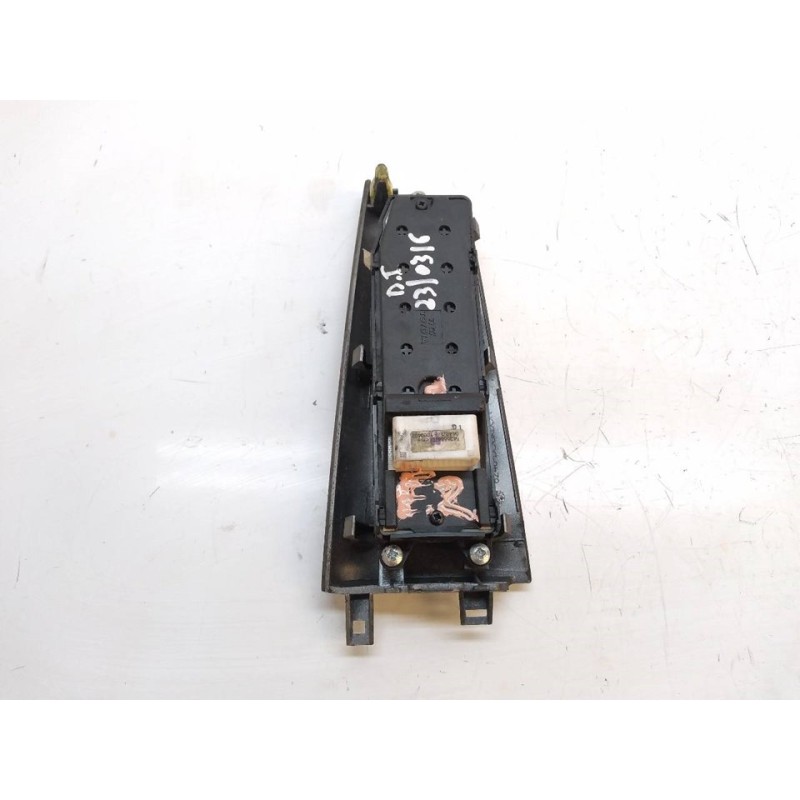 Recambio de mando elevalunas delantero izquierdo para toyota corolla (e12) 2.0 d-4d sol berlina referencia OEM IAM 8480202251 4