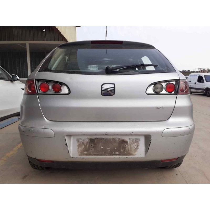 seat ibiza (6l1) del año 2003