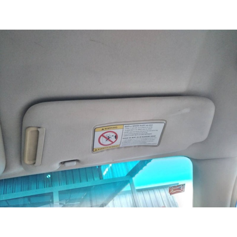 Recambio de parasol derecho para ssangyong rexton rx 270 plus / 270 xdi plus referencia OEM IAM   