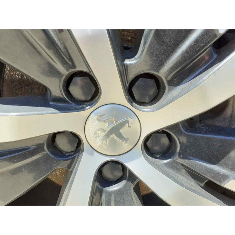 Recambio de mangueta delantera derecha para peugeot 3008 allure referencia OEM IAM   