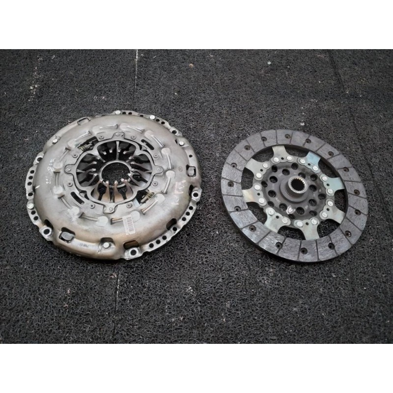 Recambio de kit embrague para renault laguna ii (bg0) luxe privilege referencia OEM IAM 8200421191  LUK