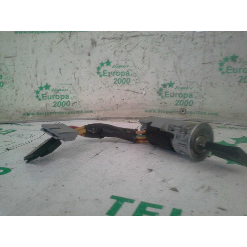 Recambio de antirrobo / llave contacto para renault clio i fase i+ii (b/c57) 1.9 diesel referencia OEM IAM - Blanco 2