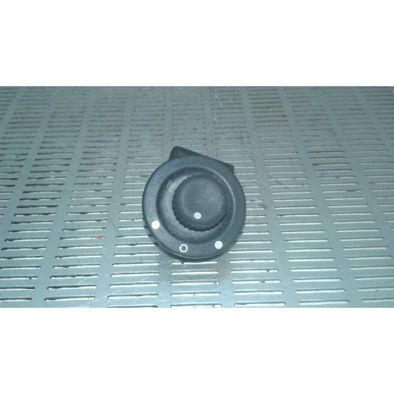 Recambio de mando retrovisor para renault megane i fase 2 classic (la..) 1.9 diesel referencia OEM IAM   