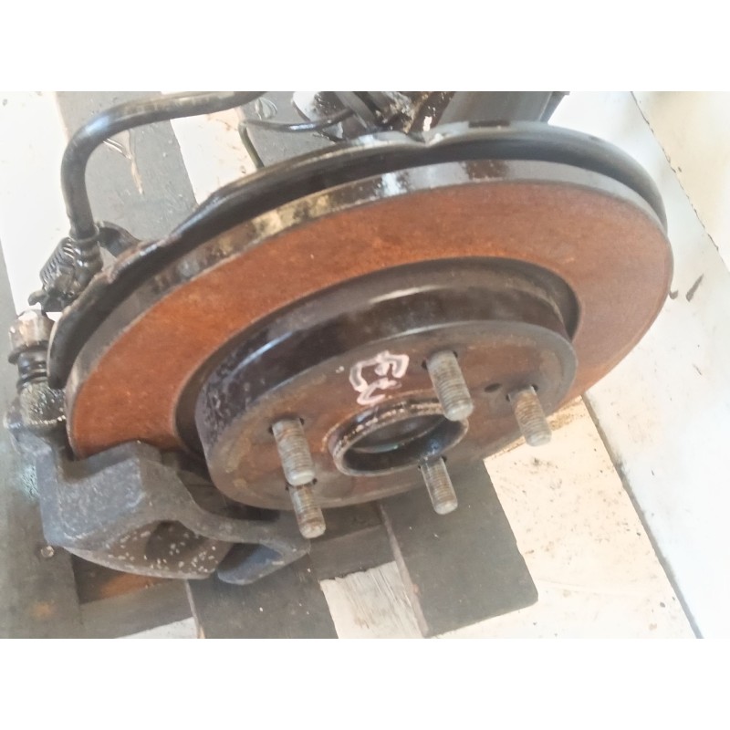 Recambio de puente trasero para toyota auris active referencia OEM IAM 5