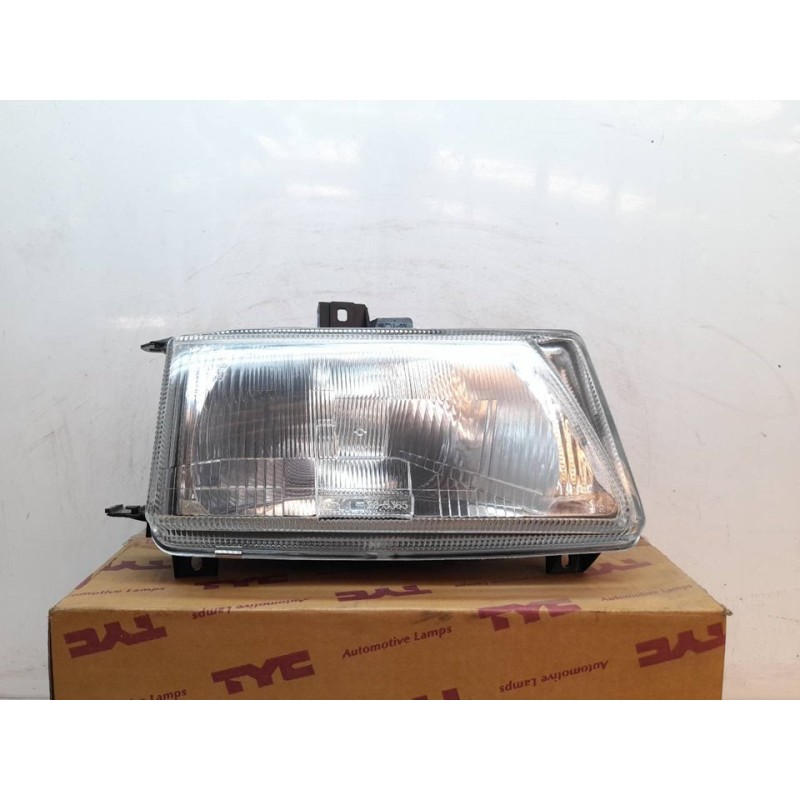 Recambio de faro derecho para seat ibiza (6k) referencia OEM IAM 205365082 18070 