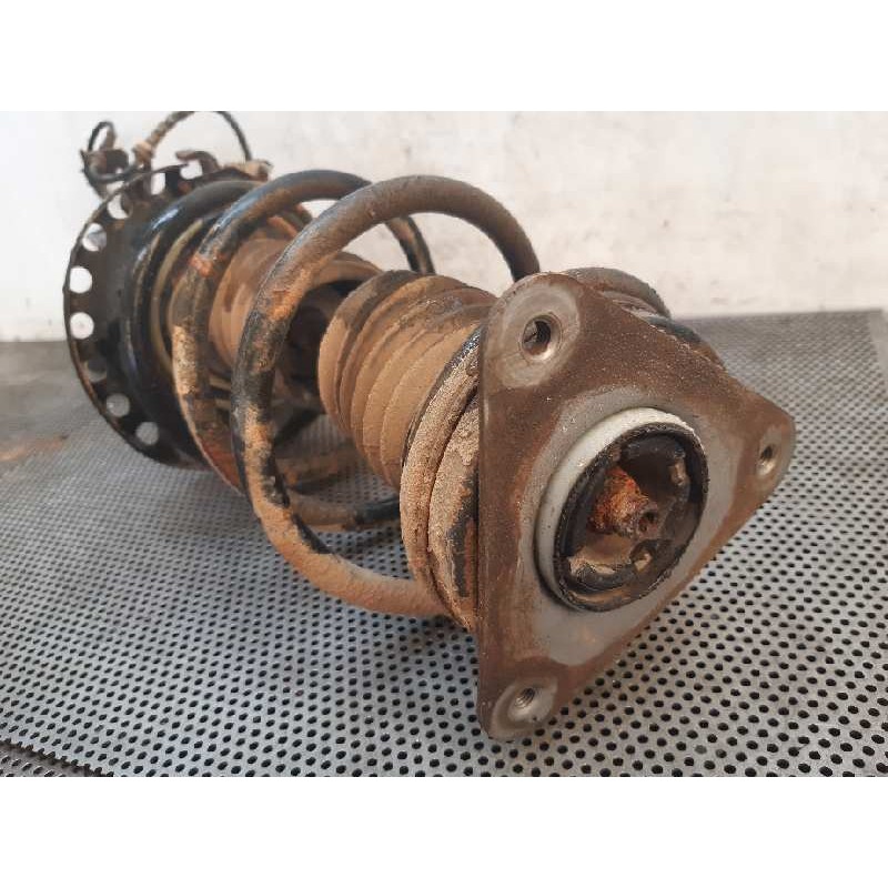 Recambio de amortiguador delantero derecho para renault clio grandtour business referencia OEM IAM - Negro 2