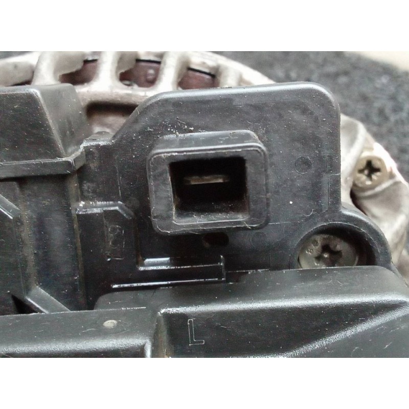 Recambio de alternador para volvo s60 berlina 2.4 (125kw) referencia OEM IAM 0124525014 8622786 BOSCH - Negro 8