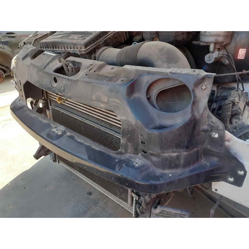 Recambio de panel frontal para iveco daily furgón fg h2 33 s ... v batalla 3520 l referencia OEM IAM - Blanco 3