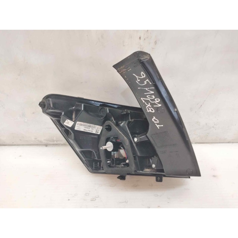 Recambio de piloto trasero derecho para peugeot 3008 allure referencia OEM IAM 9810477080 2