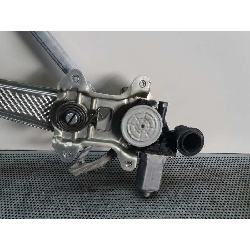 Recambio de elevalunas delantero derecho para toyota yaris (ncp1/nlp1/scp1) 1.3 linea luna referencia OEM IAM - Gris 3