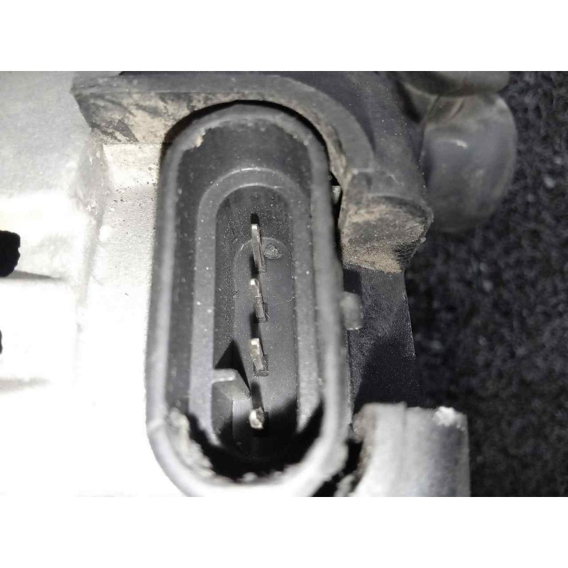 Recambio de alternador para daewoo nubira berlina 1.6 cat referencia OEM IAM 4