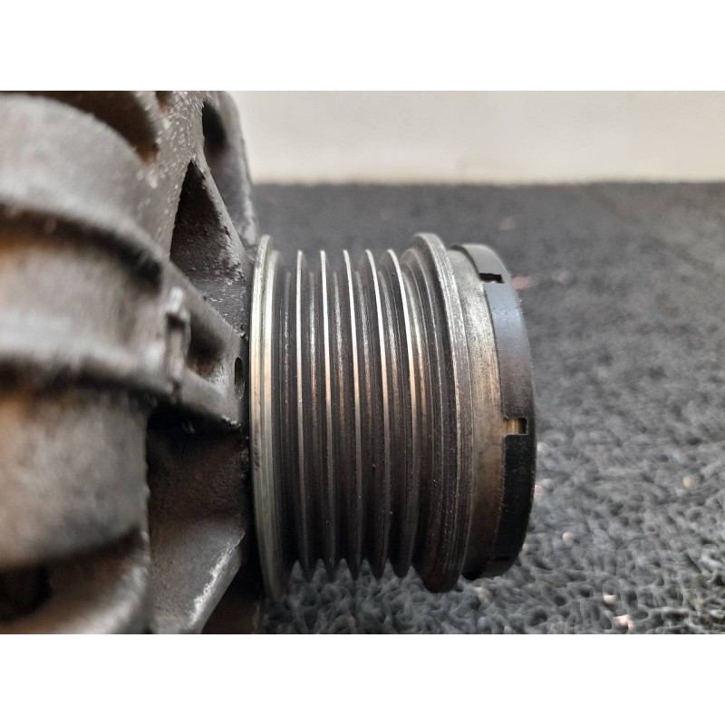 Recambio de alternador para suzuki swift berlina (mz) gl (3-ptas.) referencia OEM IAM 3140085E00 2542861B VALEO - Negro 2