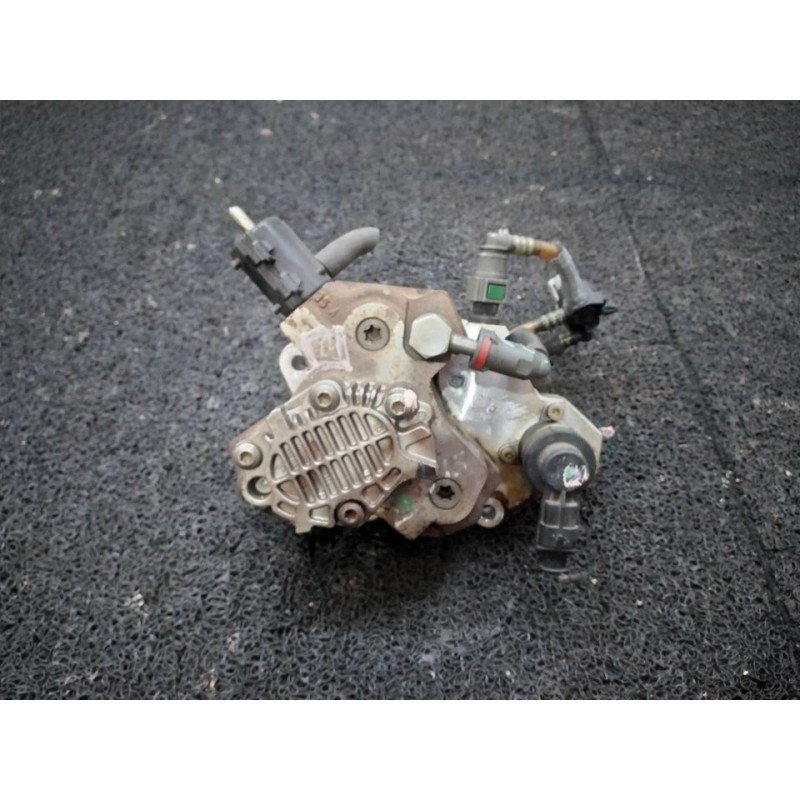 Recambio de bomba inyeccion para renault laguna ii (bg0) luxe privilege referencia OEM IAM 0445011099 8200409390B BOSCH 7
