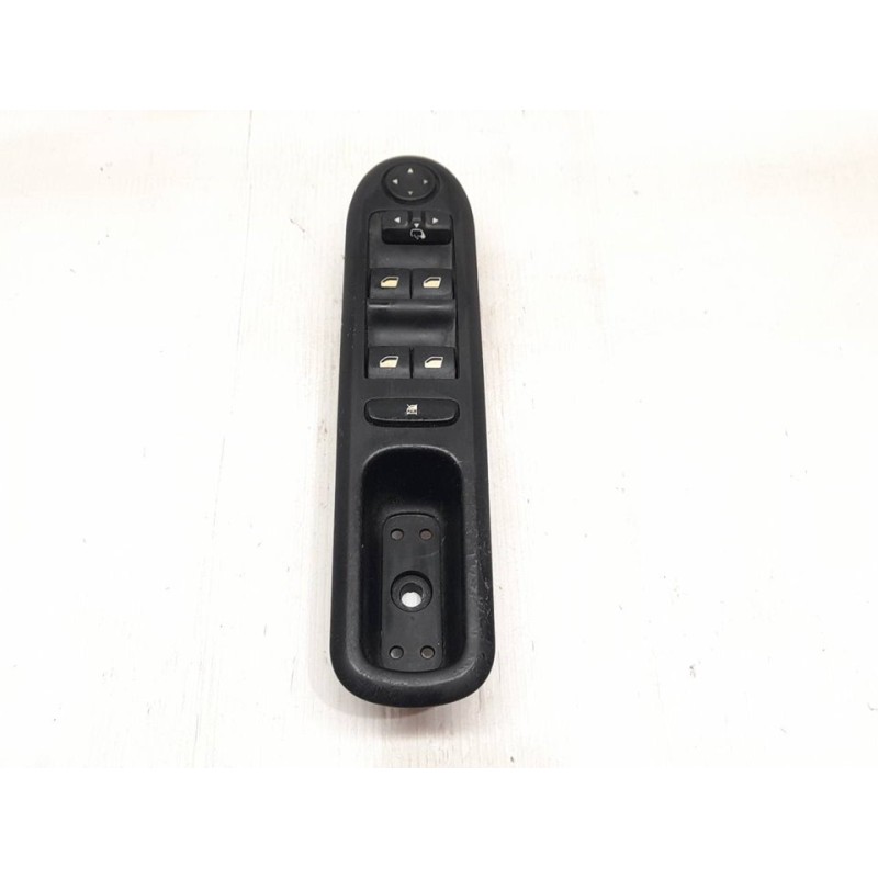 Recambio de mando elevalunas delantero izquierdo para peugeot 407 st confort pack referencia OEM IAM 96468704XT  