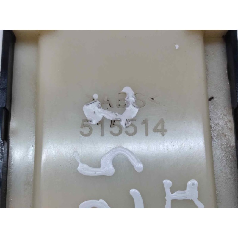 Recambio de mando elevalunas delantero izquierdo para toyota avensis (t27) executive referencia OEM IAM 515514 - Negro 2