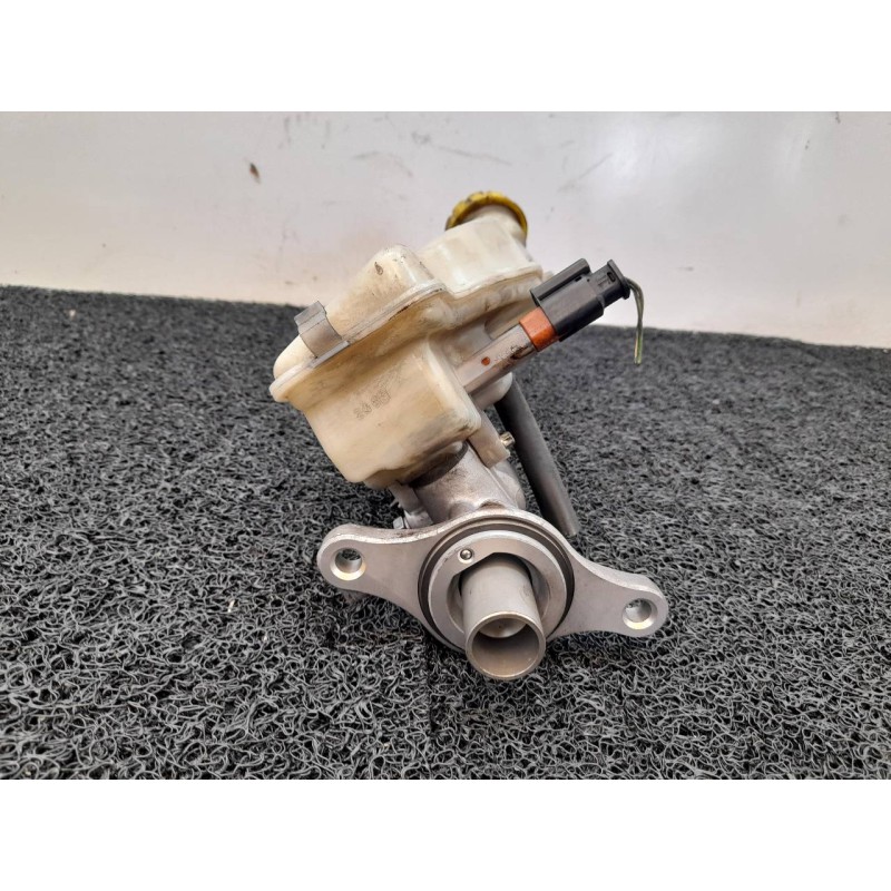 Recambio de bomba freno para citroën c3 picasso sx referencia OEM IAM 4013 - Blanco 3