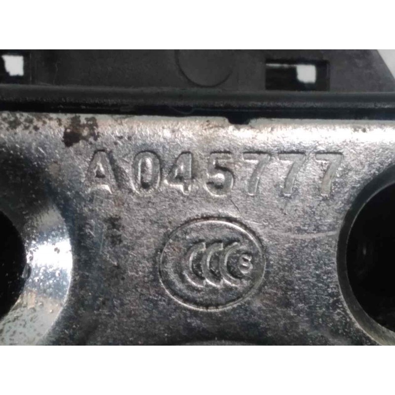 Recambio de cerradura puerta trasera derecha para kia carens 2.0 crdi ex monovolumen referencia OEM IAM A045777 3