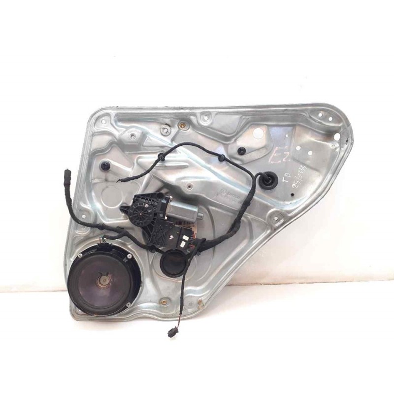 Recambio de elevalunas trasero derecho para volkswagen passat berlina (3b2) comfortline referencia OEM IAM 119094XXX  