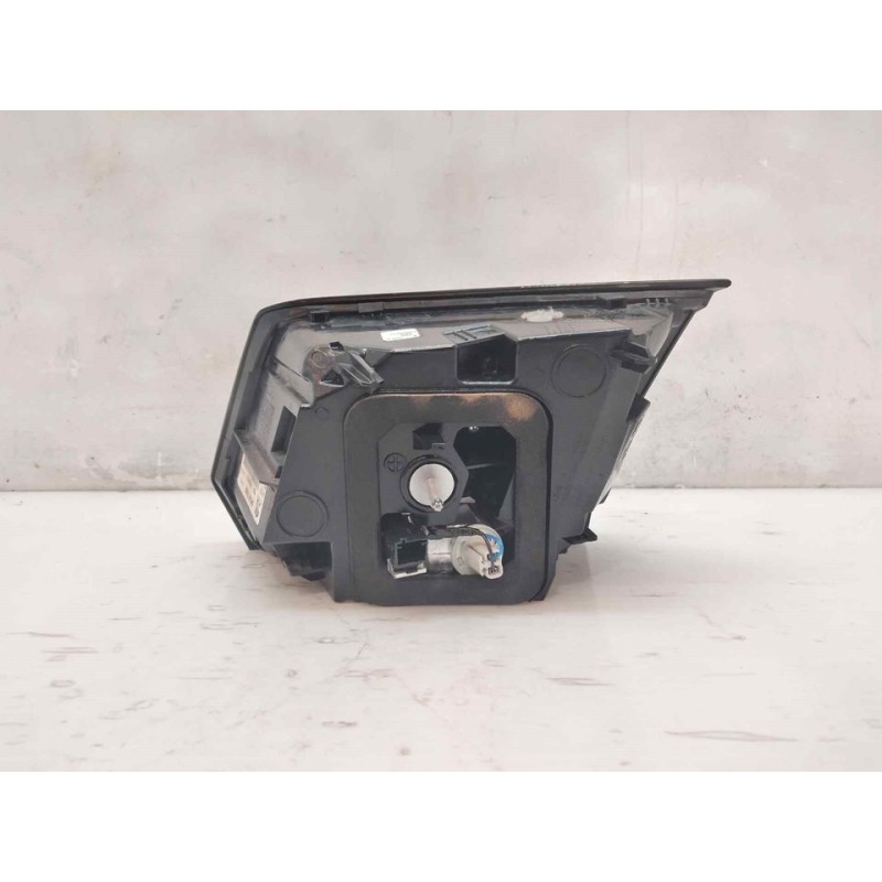 Recambio de piloto trasero izquierdo interior para peugeot 3008 allure referencia OEM IAM 9810477880 2