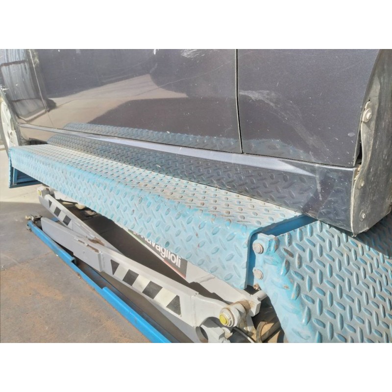 Recambio de faldon lateral para chevrolet epica ltx referencia OEM IAM - Gris 2