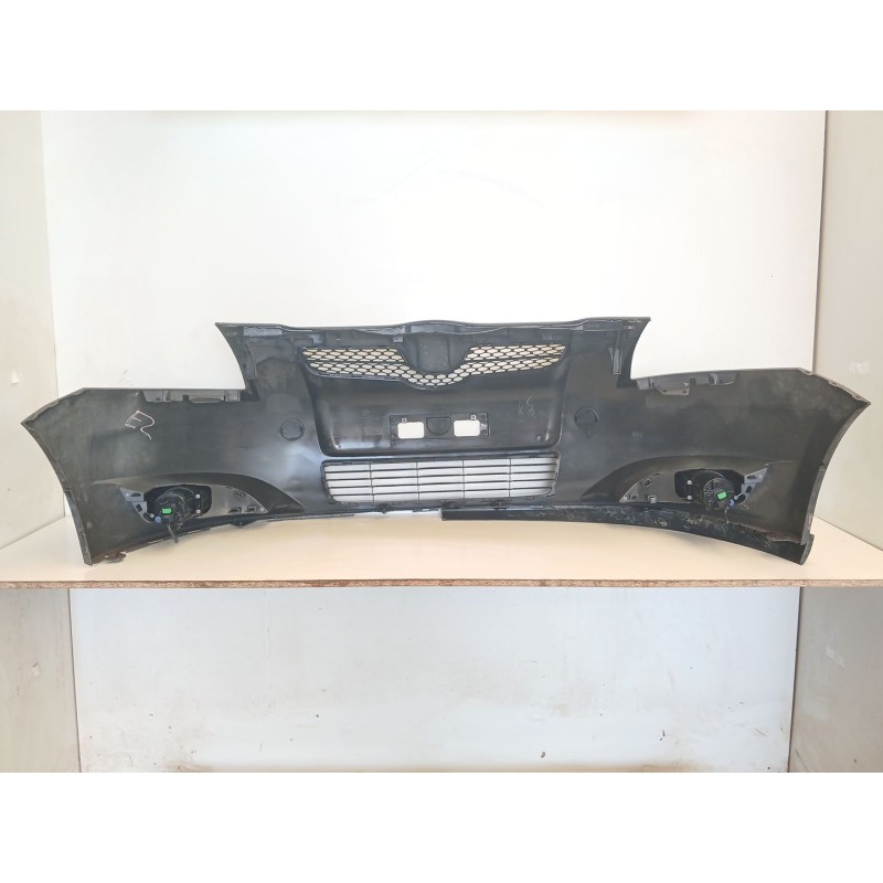 Recambio de paragolpes delantero para toyota auris active referencia OEM IAM 4