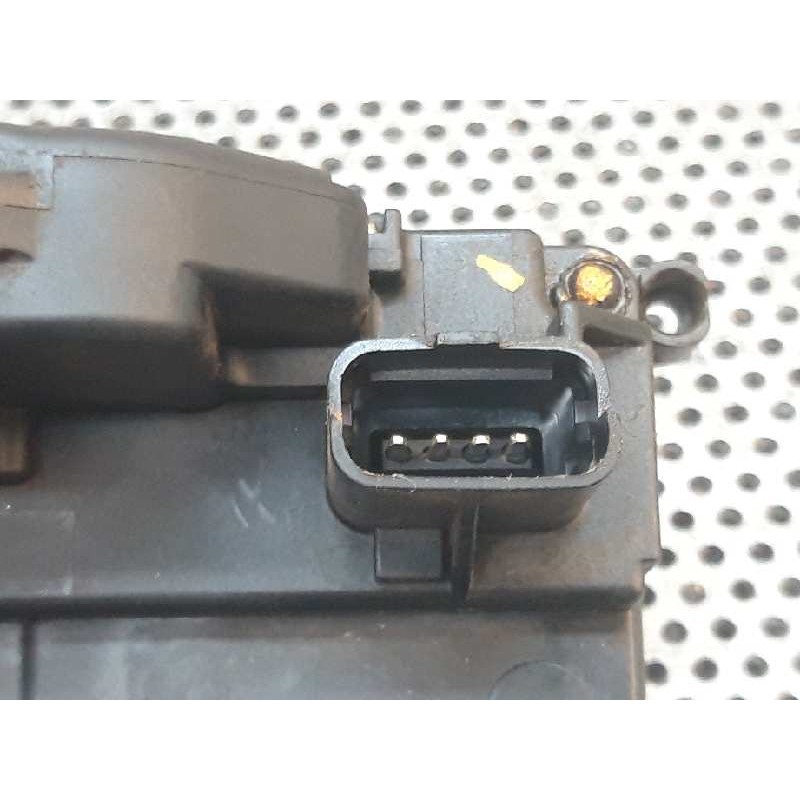 Recambio de cerradura puerta trasera derecha para renault clio grandtour business referencia OEM IAM - Negro 3