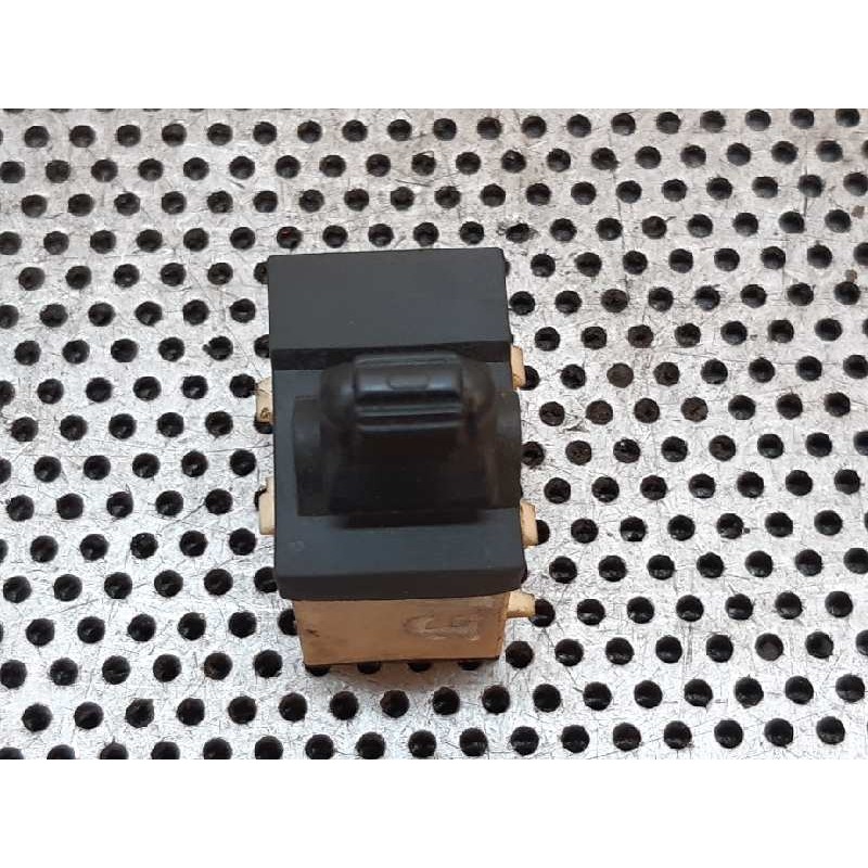 Recambio de mando elevalunas trasero izquierdo para chrysler 300 m (lr) 2.7 v6 referencia OEM IAM 04760857AB  