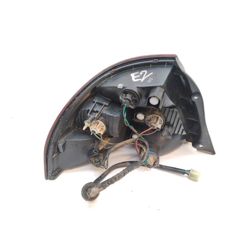 Recambio de piloto trasero derecho para kia clarus 1.8 slx berlina (09.1999) referencia OEM IAM - Verde 2