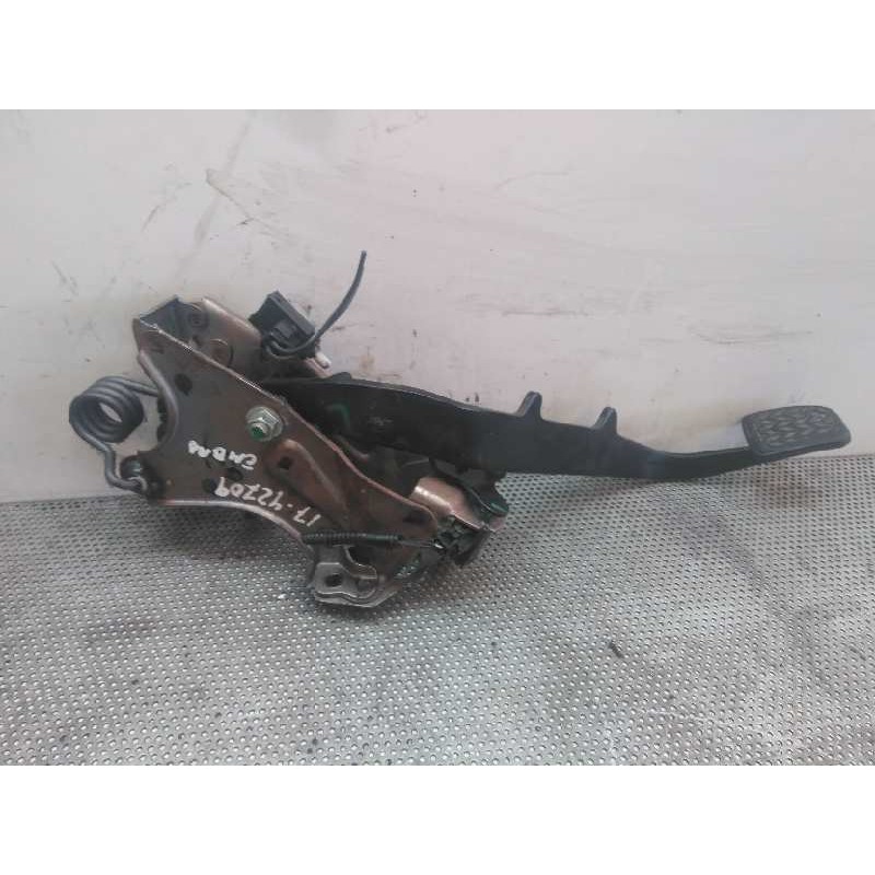 Recambio de pedal embrague para toyota corolla verso (r1) 2.2 turbodiesel cat referencia OEM IAM - Blanco 2