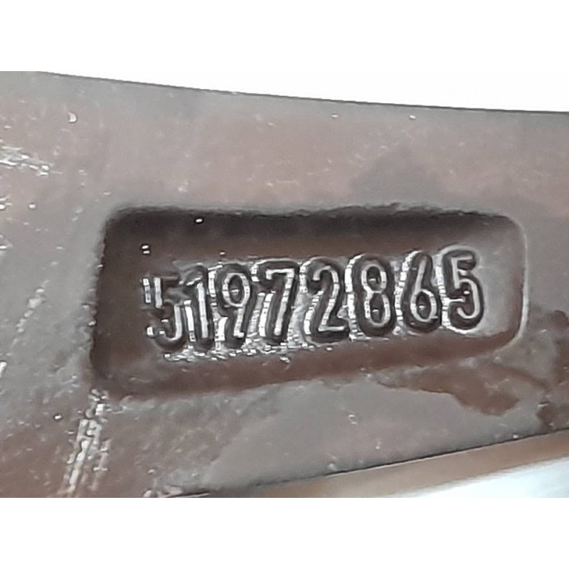 Recambio de llanta para fiat nuova 500 (150) riva referencia OEM IAM 51972865 2