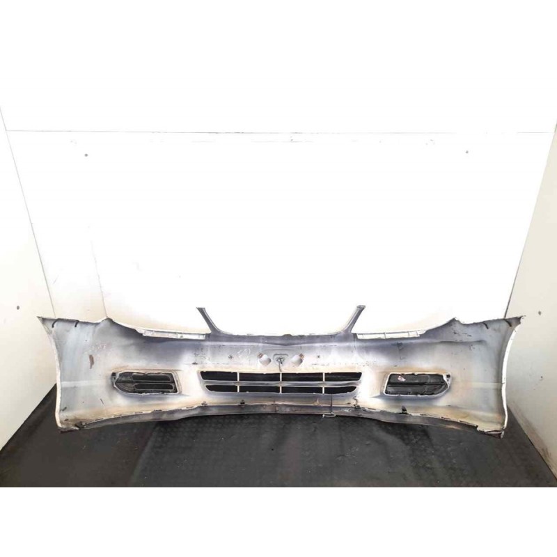Recambio de paragolpes delantero para toyota corolla (e12) 1.4 d-4d terra sedán referencia OEM IAM - Blanco 5