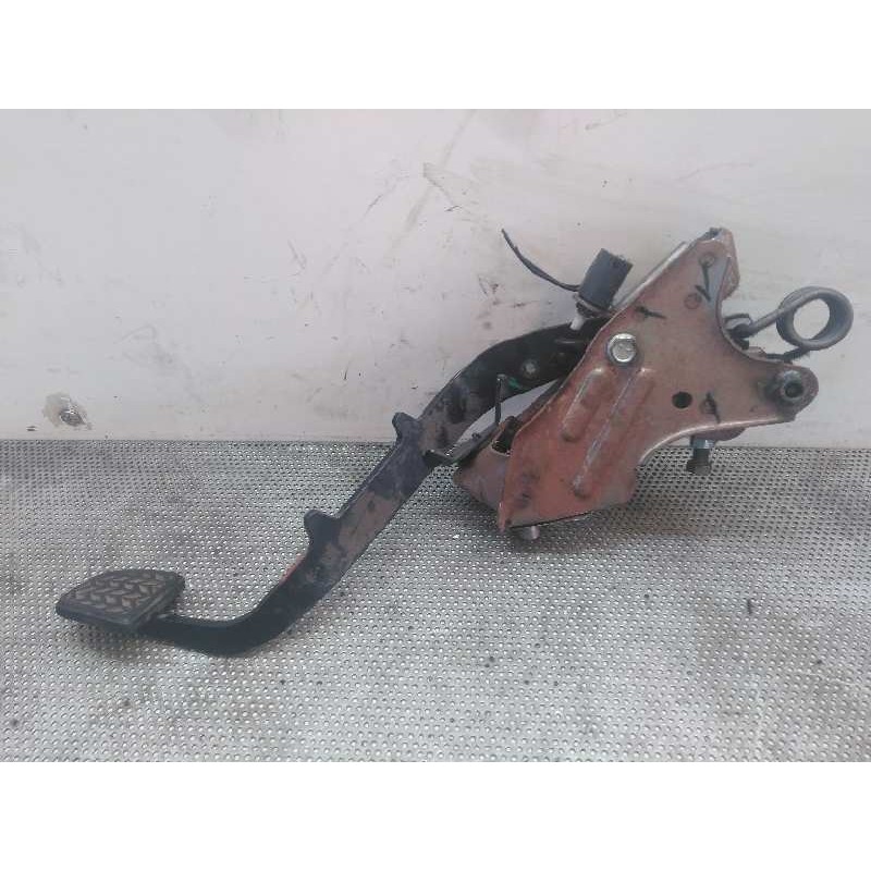 Recambio de pedal embrague para toyota corolla verso (r1) 2.2 turbodiesel cat referencia OEM IAM - Blanco 3