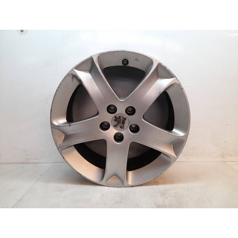 Recambio de llanta para peugeot 407 st confort pack referencia OEM IAM 04322X  