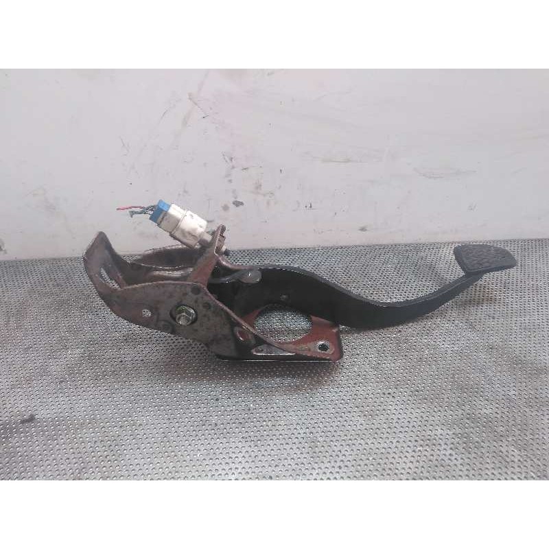 Recambio de pedal freno para toyota corolla verso (r1) 2.2 turbodiesel cat referencia OEM IAM - Blanco 2