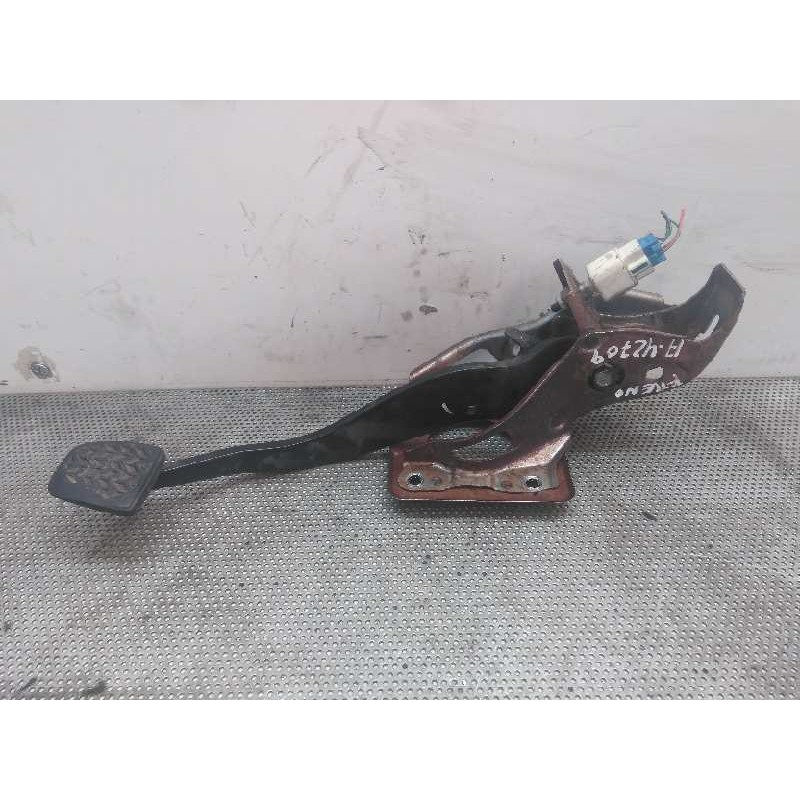 Recambio de pedal freno para toyota corolla verso (r1) 2.2 turbodiesel cat referencia OEM IAM - Blanco 3
