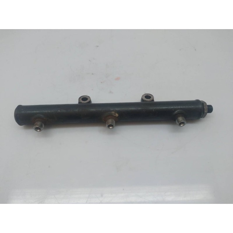 Recambio de rampa inyectora para peugeot 407 feline referencia OEM IAM 4R8Q90280AC A2C20001330 2