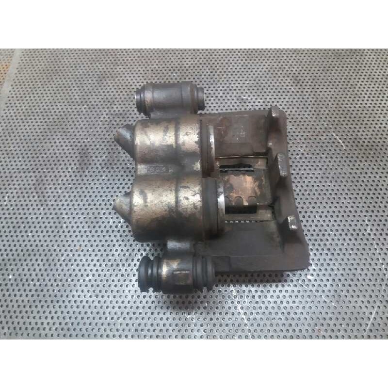 Recambio de pinza de freno delantera derecha para renault master combi desde '98 2.5 diesel referencia OEM IAM - Blanco 3