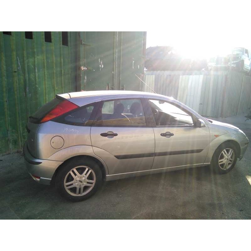 ford focus berlina (cak) del año 2004