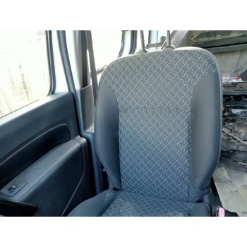 ASIENTO DELANTERO DERECHO 