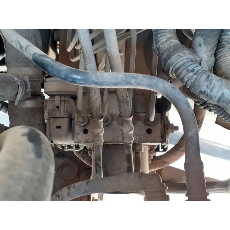 Recambio de abs para iveco daily furgón fg h2 33 s ... v batalla 3520 l referencia OEM IAM - Blanco 2