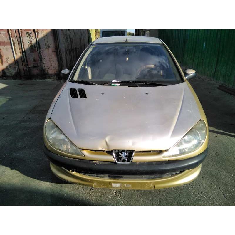 peugeot 206 berlina del año 2003
