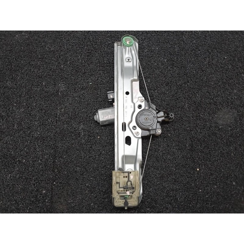 Recambio de elevalunas trasero izquierdo para ford focus turn. (cb8) trend referencia OEM IAM BM51A27001BC  