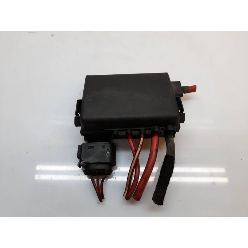 Recambio de caja reles / fusibles para audi a3 (8l) 1.9 tdi ambiente referencia OEM IAM 1J0937550AC  