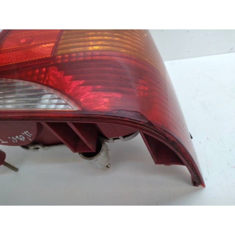 Recambio de piloto trasero derecho para ford focus berlina (cak) ambiente referencia OEM IAM 3