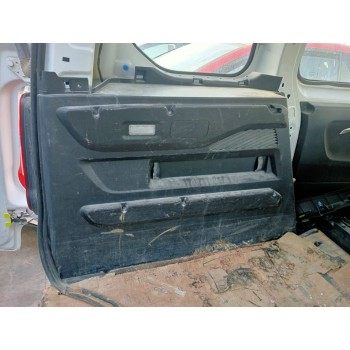 GUARNECIDO PUERTA TRASERA IZQUIERDA 