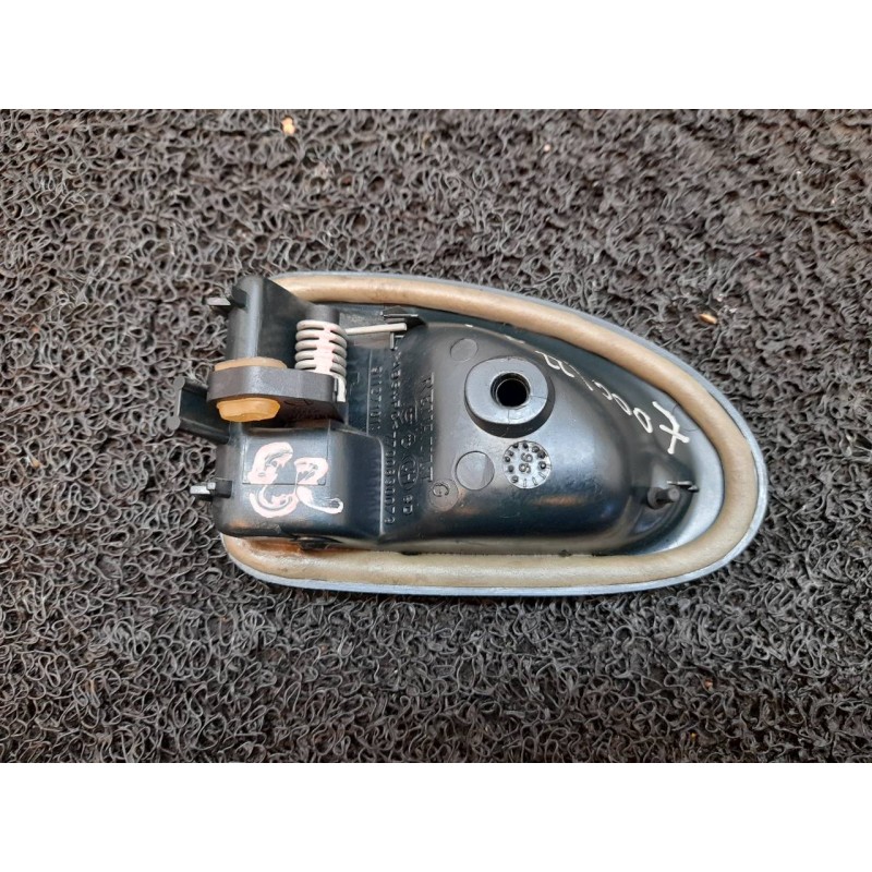 Recambio de maneta interior trasera derecha para renault megane i classic (la0) 1.6e rn referencia OEM IAM 7700830079 2